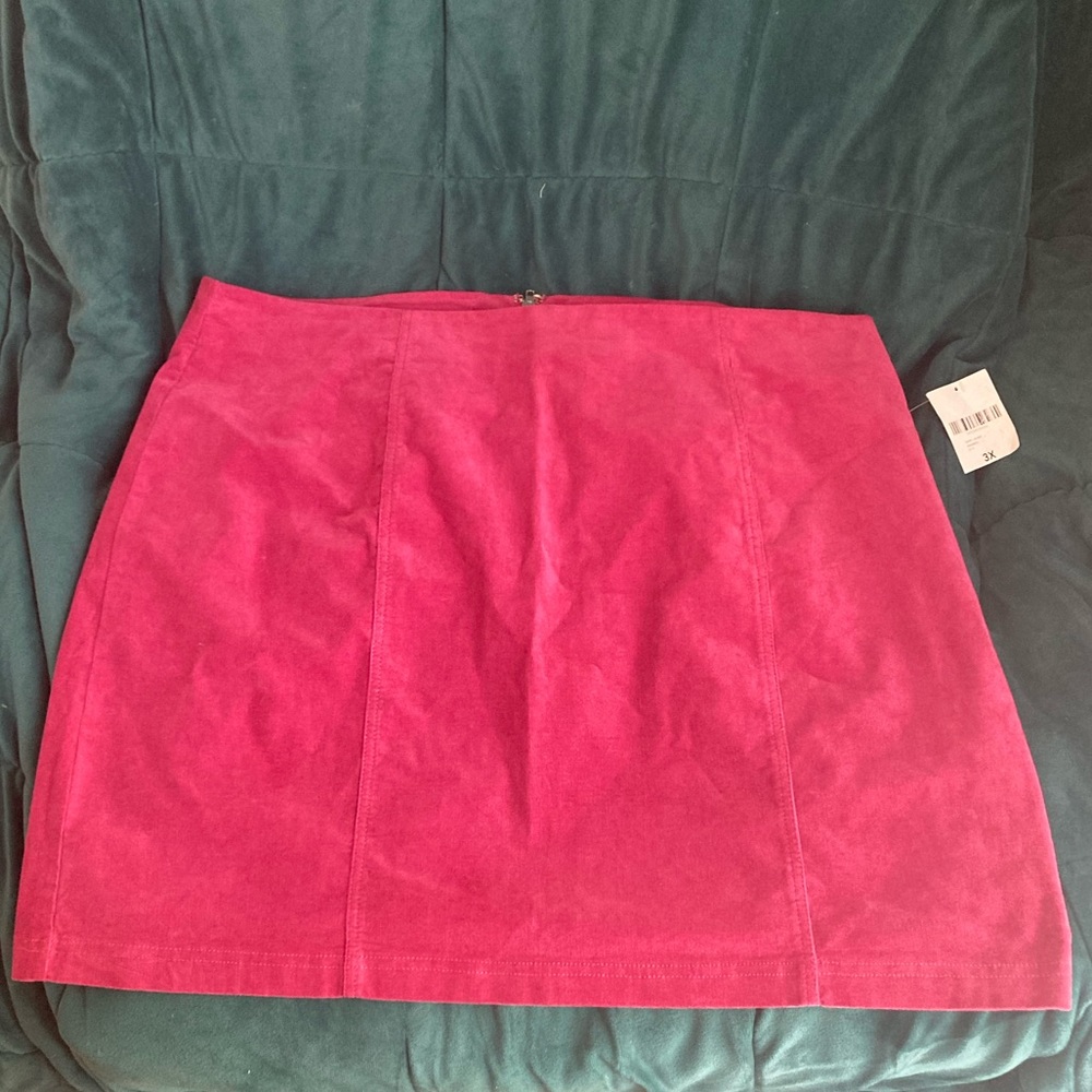 Forever 21: NEW! Never Used,  Magenta-Raspberry  Corduroy A-Line Skirt